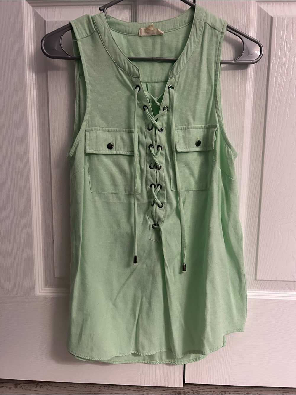 Entro Mint Green Lightweight Lace-Up Sleeveless Top Sz S